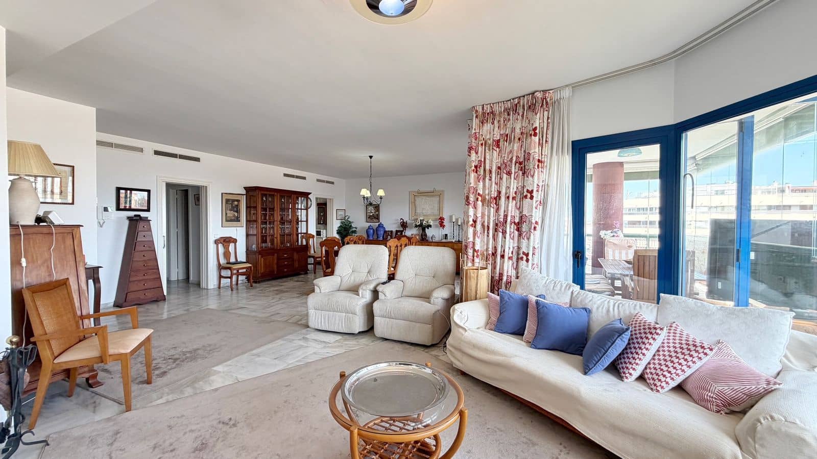 Apartamento de 4 habitaciones en Marbella en venta - 1.495.000 € (Ref: 9812203)