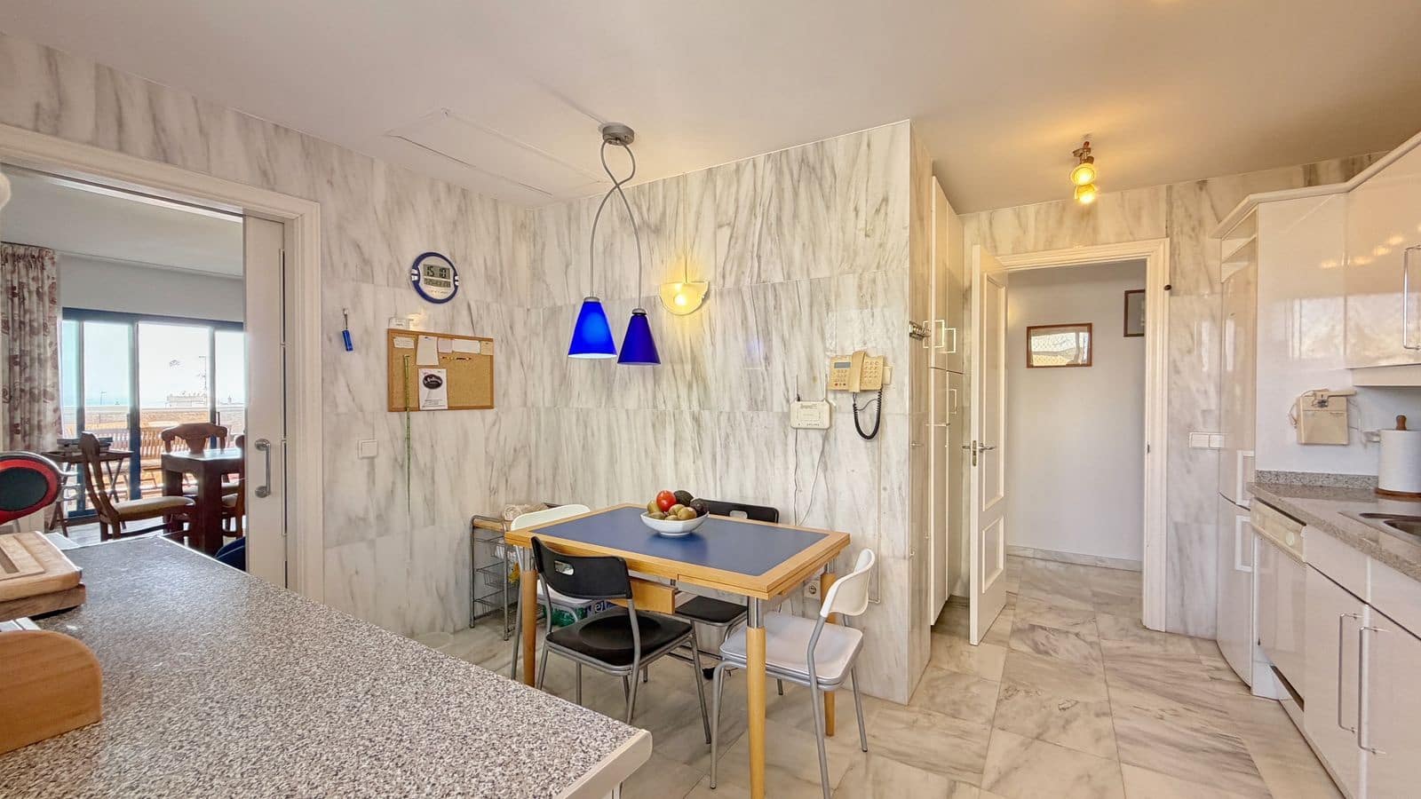 Apartamento de 4 habitaciones en Marbella en venta - 1.495.000 € (Ref: 9812203)