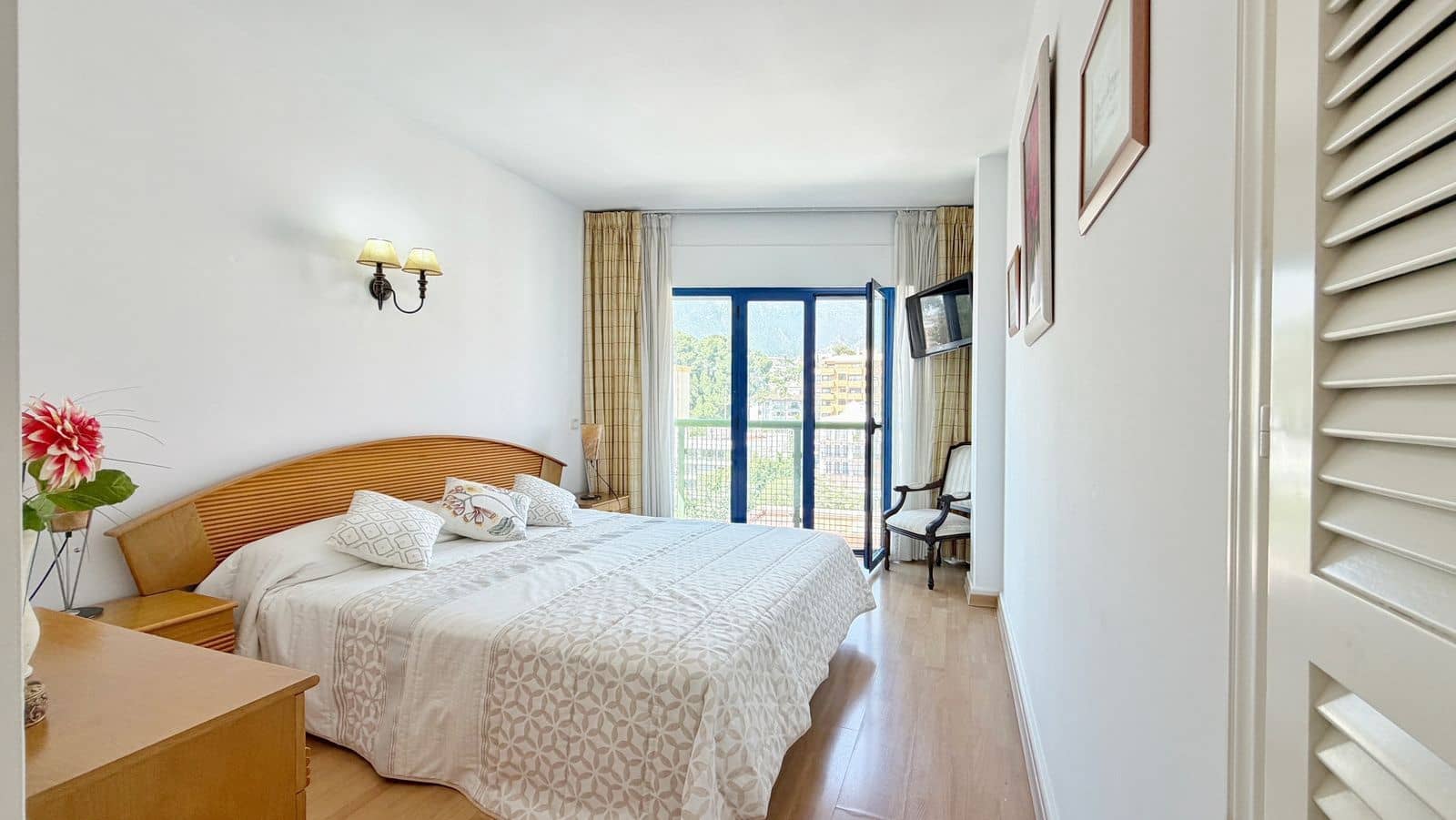 Apartamento de 4 habitaciones en Marbella en venta - 1.495.000 € (Ref: 9812203)