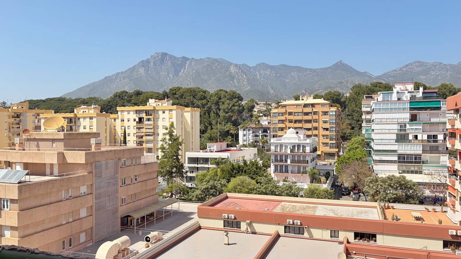 Apartamento de 4 habitaciones en Marbella en venta - 1.495.000 € (Ref: 9812203)