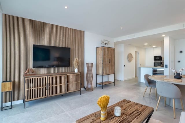 2 quarto Apartamento para venda em Los Monteros, Marbella - 595 000 € (Ref: 9812204)