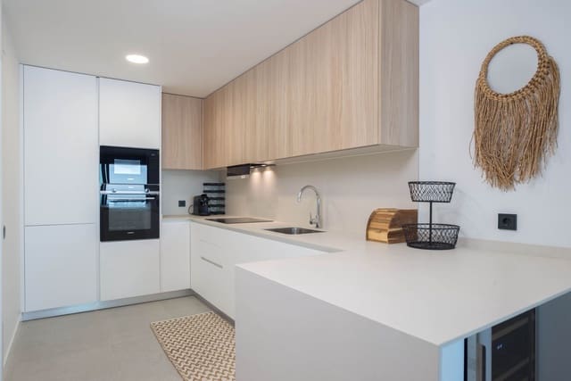 2 quarto Apartamento para venda em Los Monteros, Marbella - 595 000 € (Ref: 9812204)