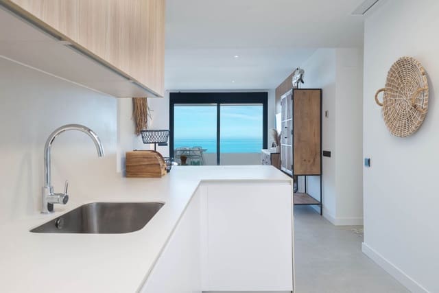 2 quarto Apartamento para venda em Los Monteros, Marbella - 595 000 € (Ref: 9812204)