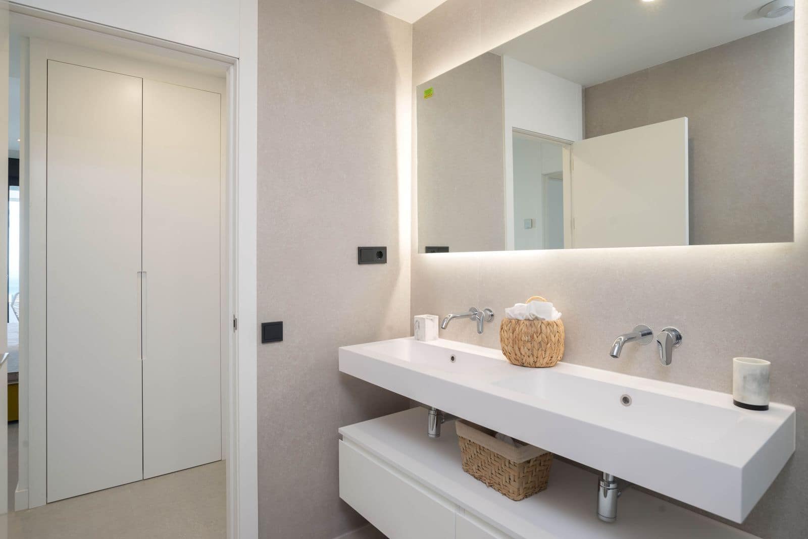 2 quarto Apartamento para venda em Los Monteros - 595 000 € (Ref: 9812204)