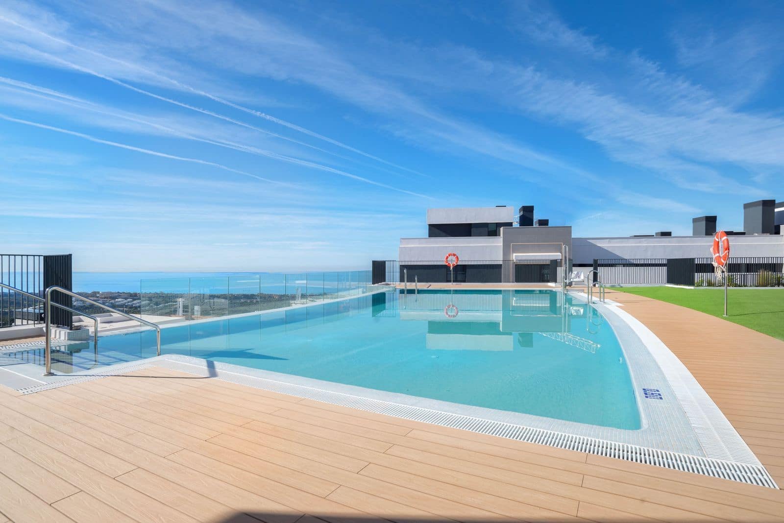 2 quarto Apartamento para venda em Los Monteros - 595 000 € (Ref: 9812204)