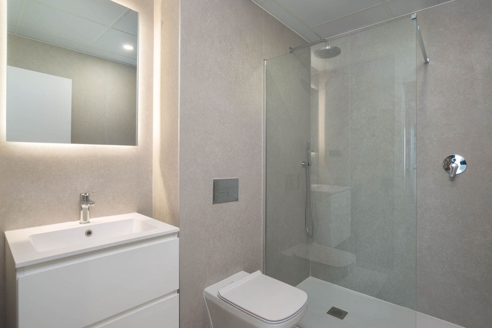 2 quarto Apartamento para venda em Los Monteros - 595 000 € (Ref: 9812204)