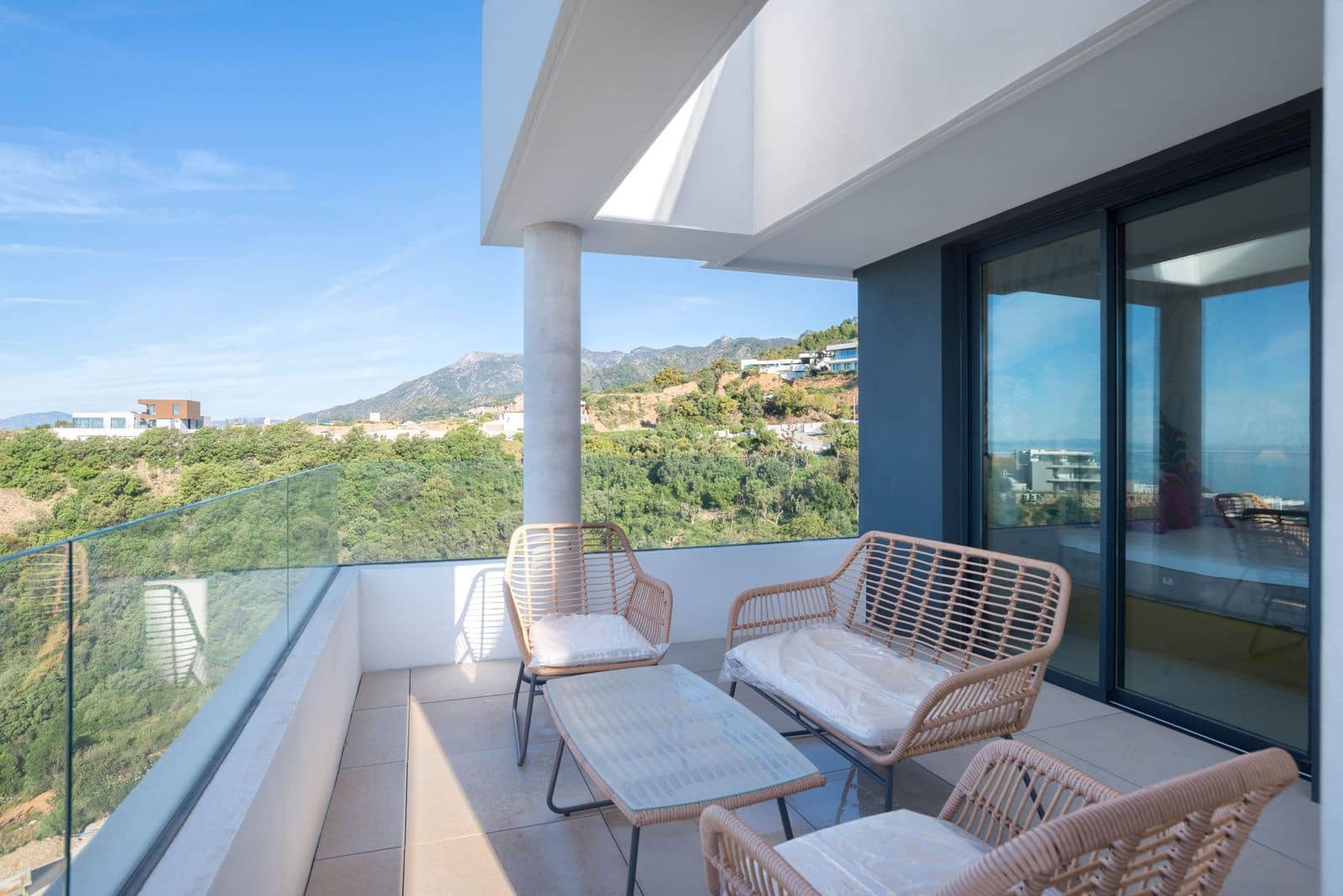 2 quarto Apartamento para venda em Los Monteros - 595 000 € (Ref: 9812204)