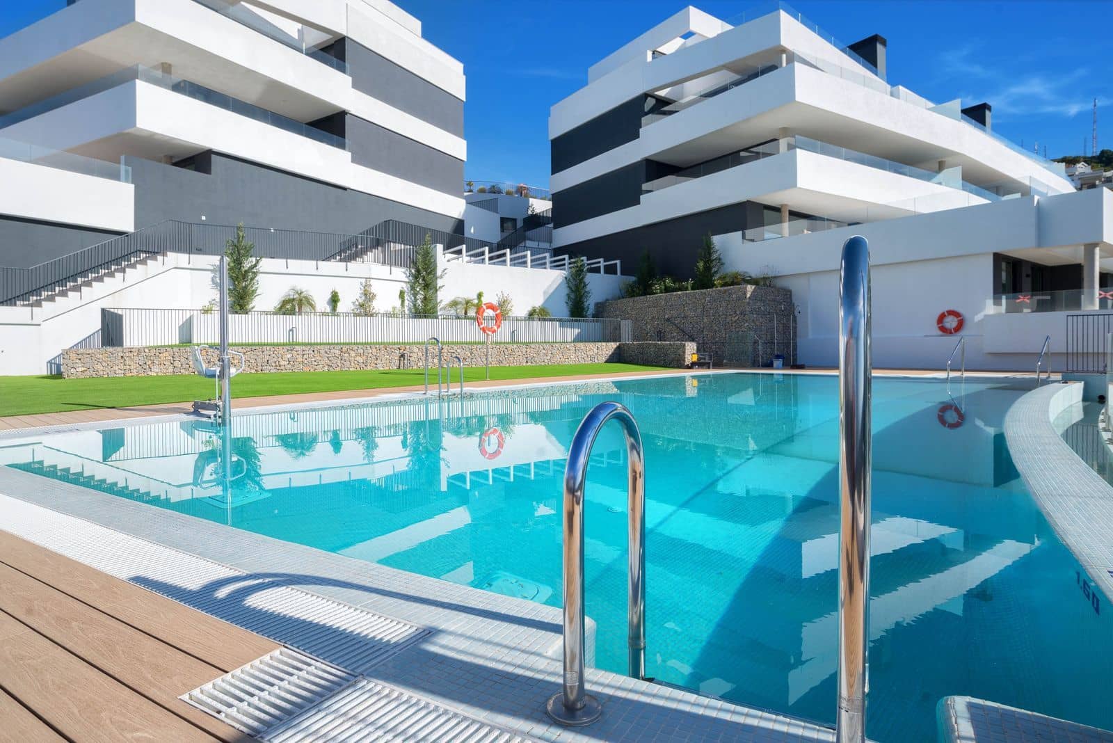 2 quarto Apartamento para venda em Los Monteros - 595 000 € (Ref: 9812204)