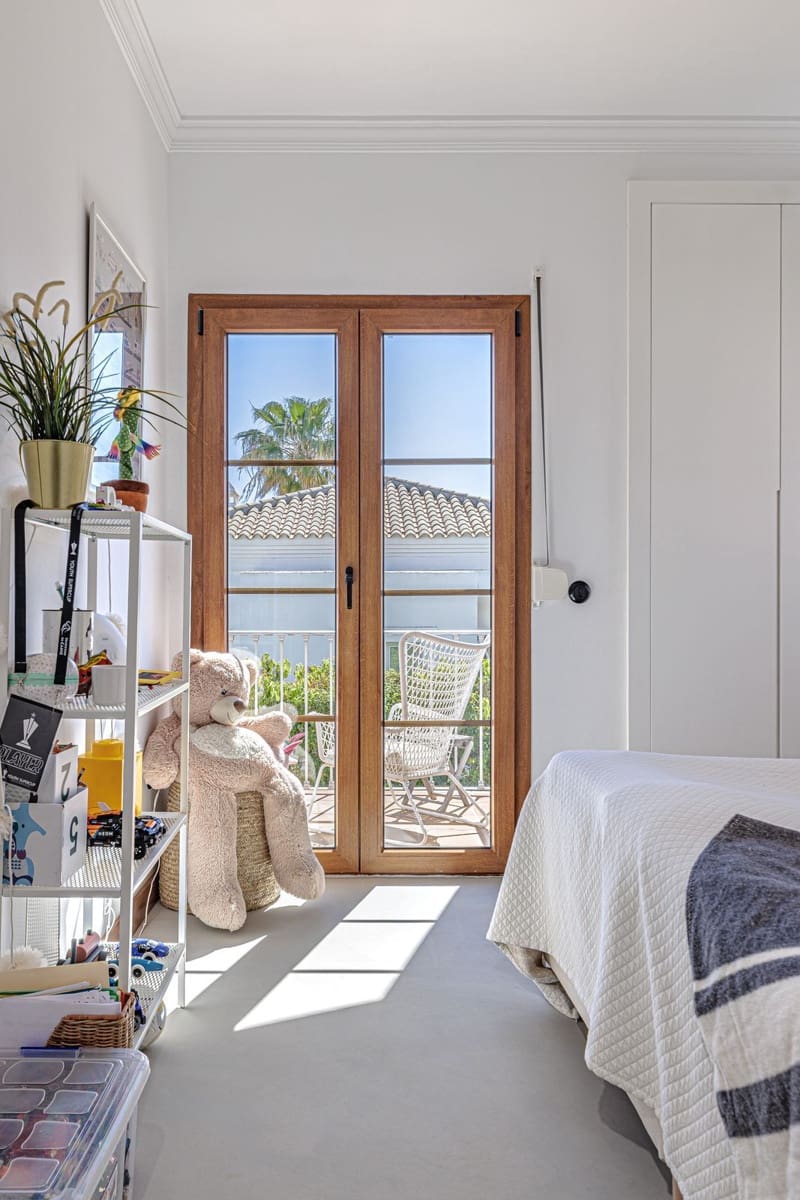 4 soveværelse Villa til salg i Estepona - € 1.690.000 (Ref: 9812205)