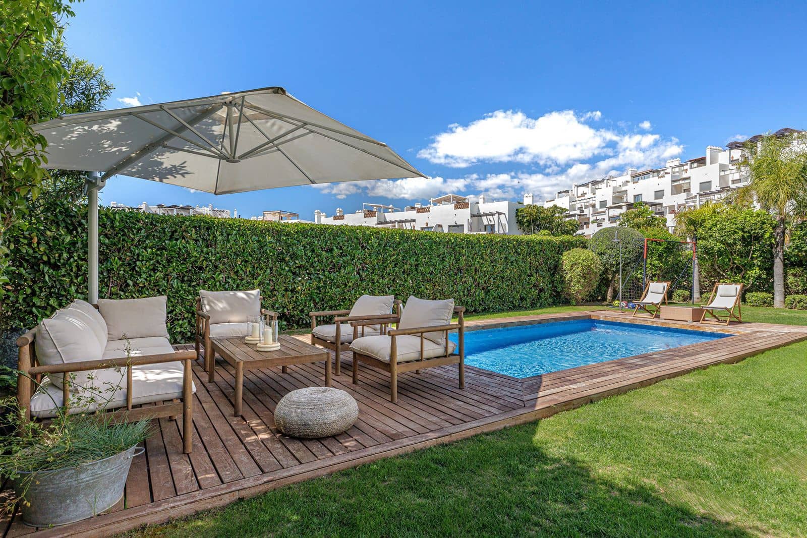 4 soveværelse Villa til salg i Estepona - € 1.690.000 (Ref: 9812205)