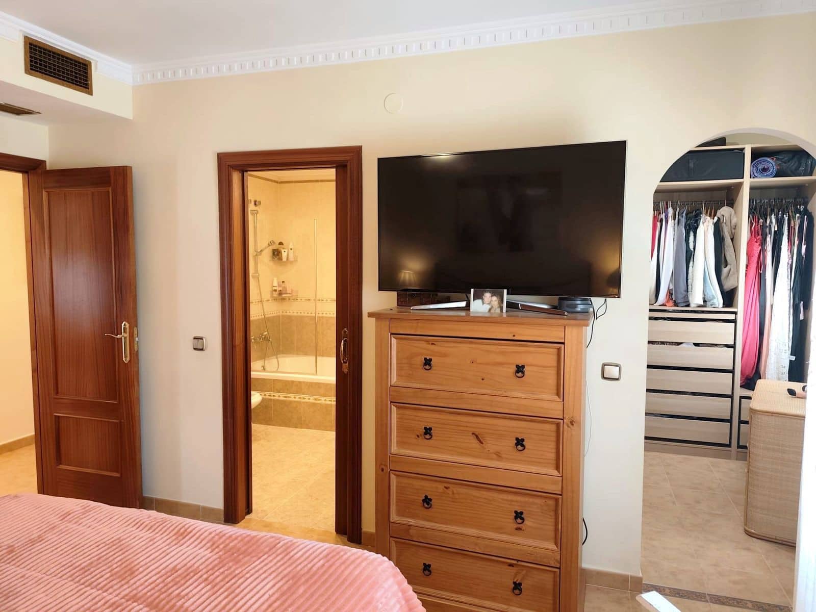 4 bedroom Penthouse for sale in Estepona - € 625,000 (Ref: 9812206)