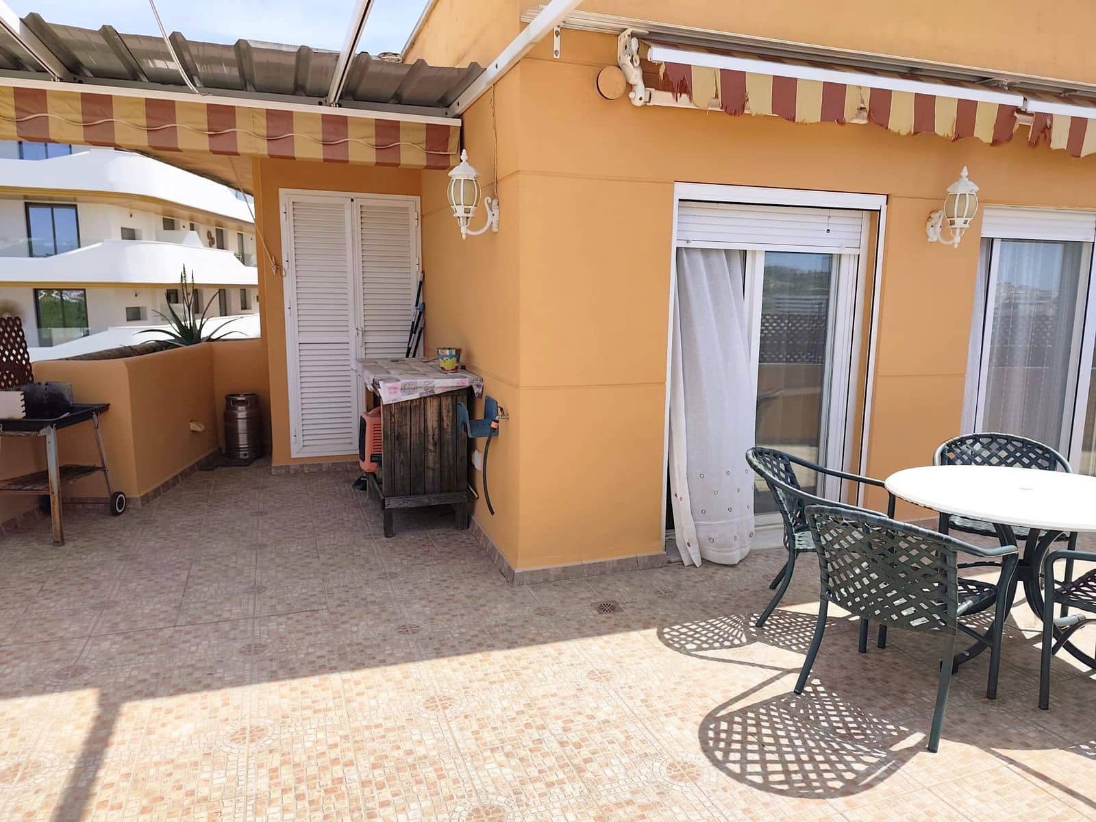 4 bedroom Penthouse for sale in Estepona - € 625,000 (Ref: 9812206)