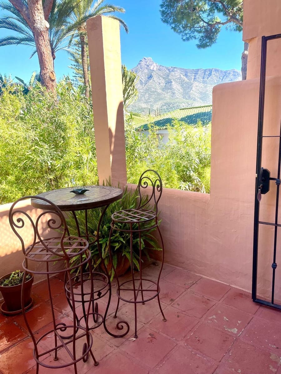 2 sovrum Lägenhet till salu i Golden Mile - 487 000 € (Ref: 9812207)