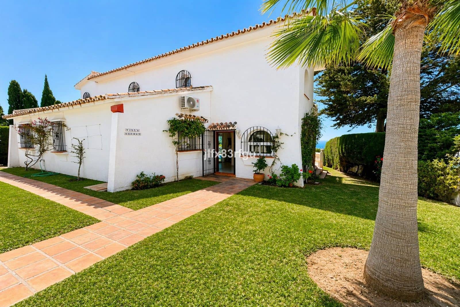 4 Zimmer Villa zu verkaufen in Riviera del Sol - 995.000 € (Ref: 9812208)