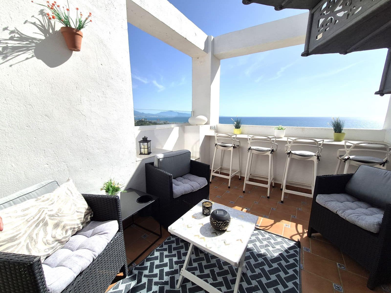 2 camera da letto Attico in vendita in La Duquesa / Puerto de la Duquesa - 320.000 € (Rif: 9812216)