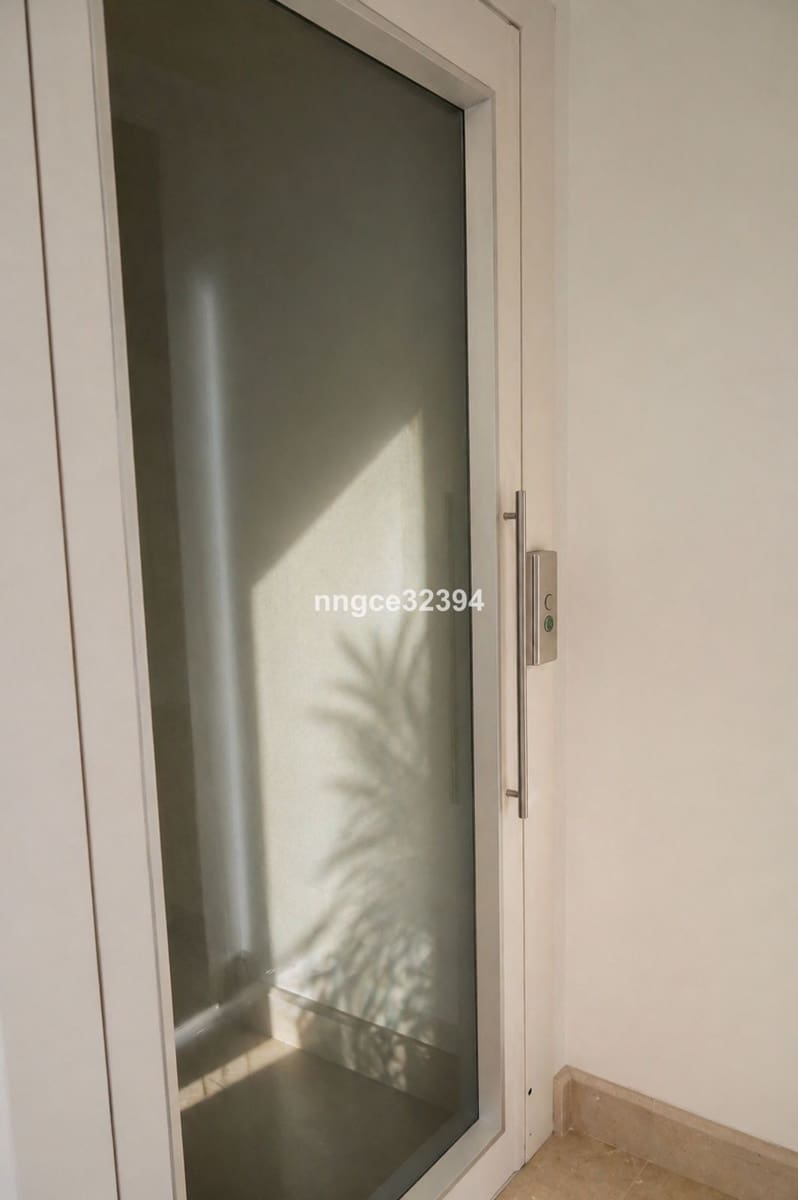 3 soverom Penthouse til salgs i Benahavis - € 950 000 (Ref: 9812218)