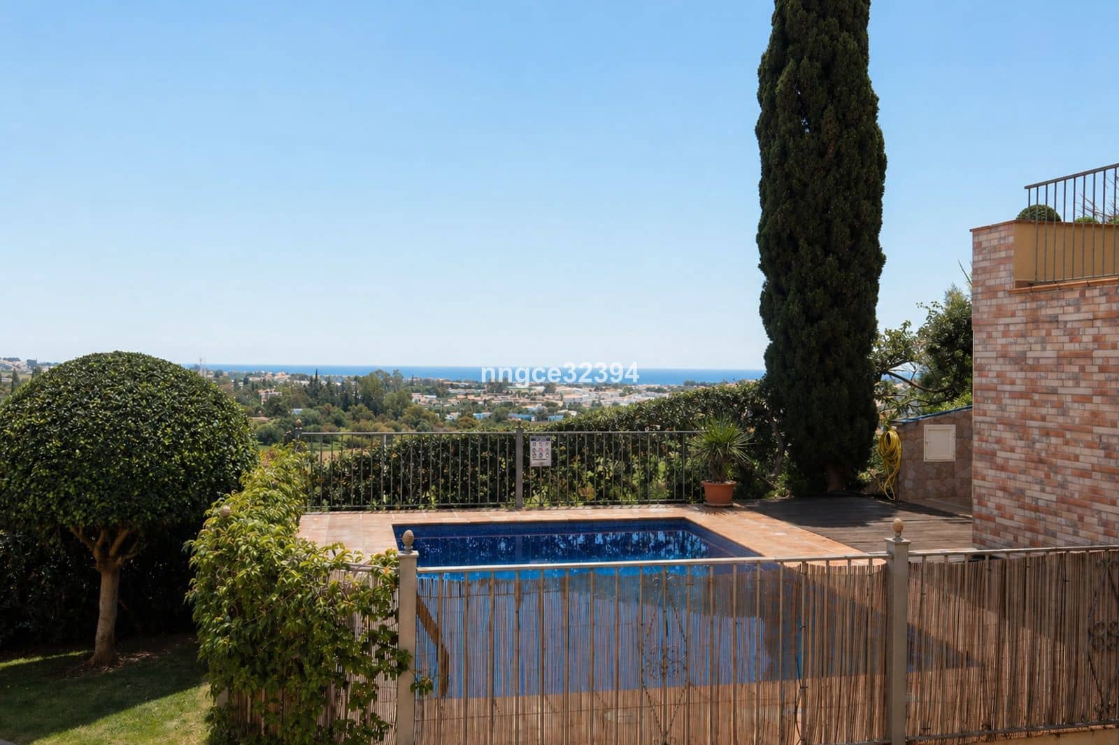 3 soverom Penthouse til salgs i Benahavis - € 950 000 (Ref: 9812218)