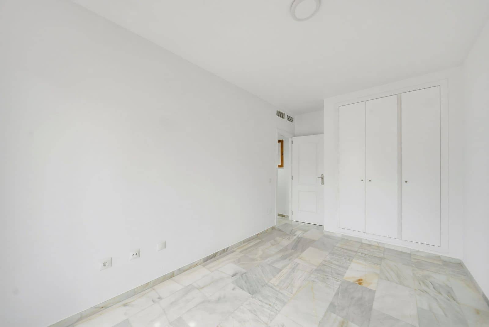 3 soverom Penthouse til salgs i Benalmadena Costa - € 465 000 (Ref: 9812219)