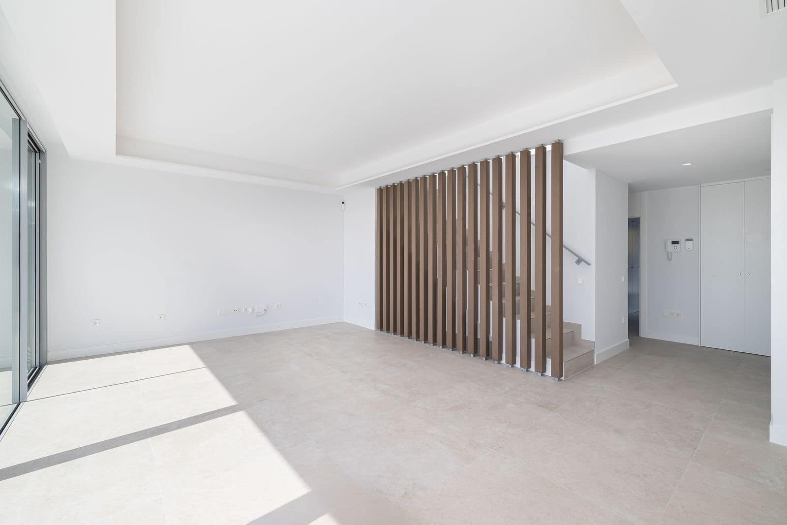 3 bedroom Penthouse for sale in Marbella - € 1,495,000 (Ref: 9812228)