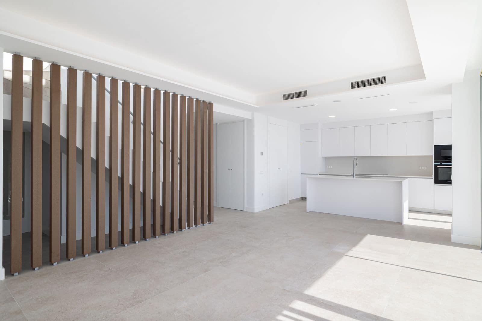 3 bedroom Penthouse for sale in Marbella - € 1,495,000 (Ref: 9812228)