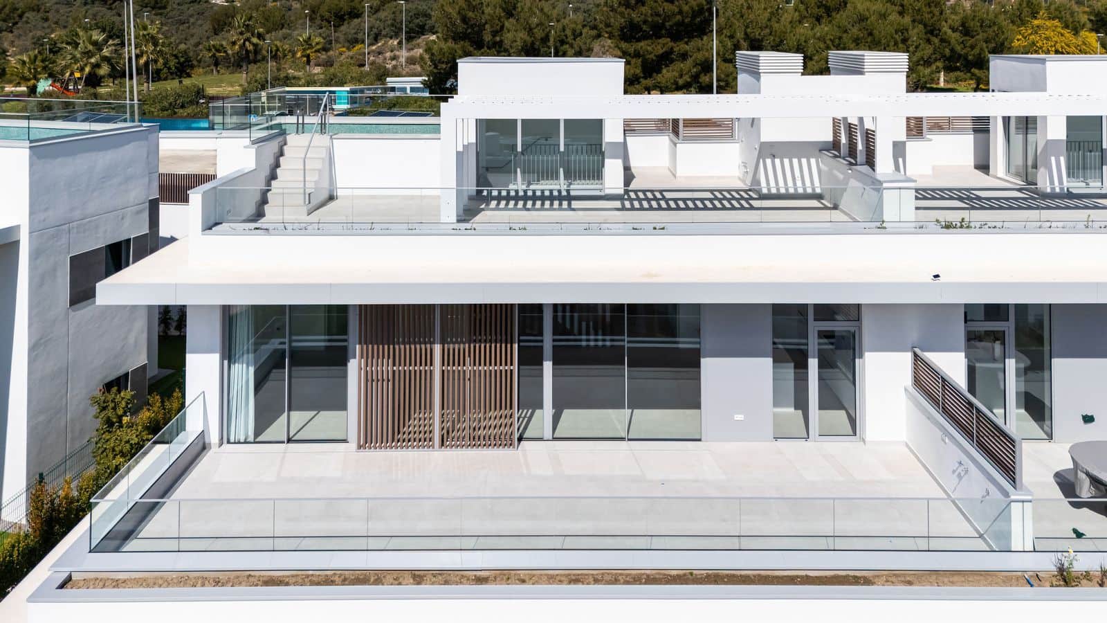 3 bedroom Penthouse for sale in Marbella - € 1,495,000 (Ref: 9812228)
