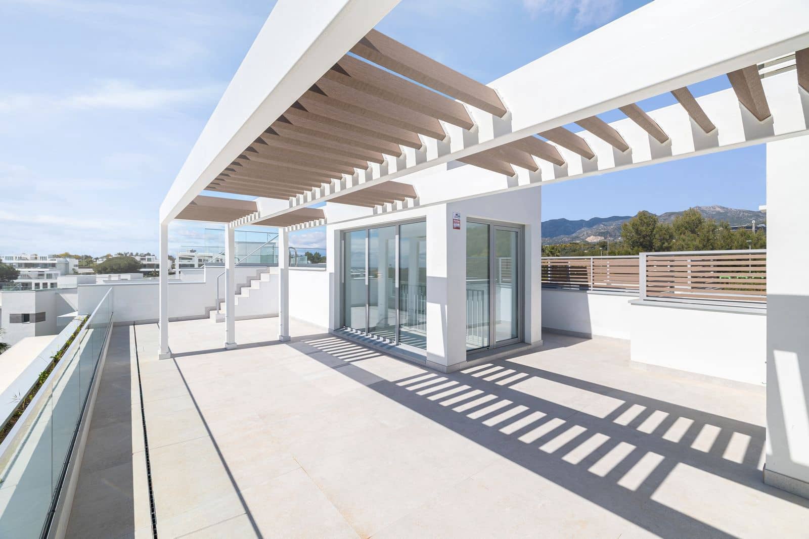 3 bedroom Penthouse for sale in Marbella - € 1,495,000 (Ref: 9812228)