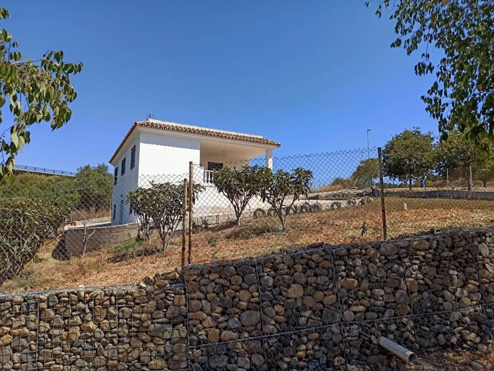 3 bedroom Finca/Country House for sale in Estepona - € 430,000 (Ref: 9812230)