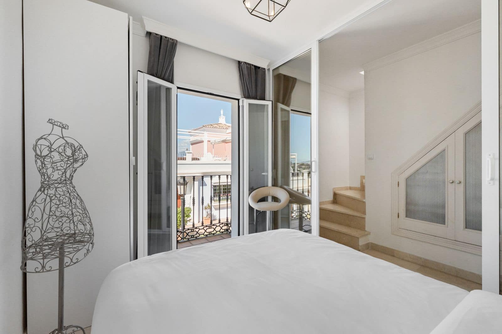 3 quarto Casa em Banda para venda em Nueva Andalucia - 825 000 € (Ref: 9822505)