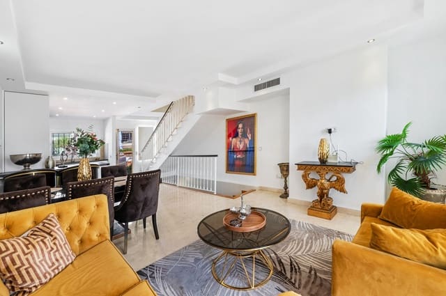 3 slaapkamer Huis te koop in Nueva Andalucia, Marbella - € 825.000 (Ref: 9822505)