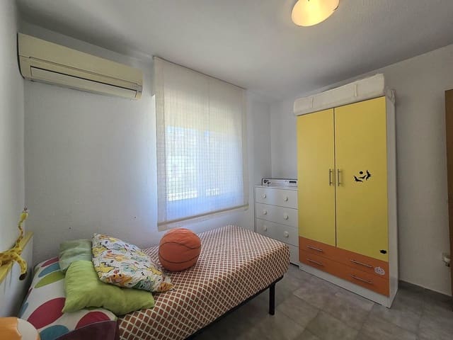 Pareado de 4 habitaciones en Torremolinos en venta - 550.000 € (Ref: 9822508)