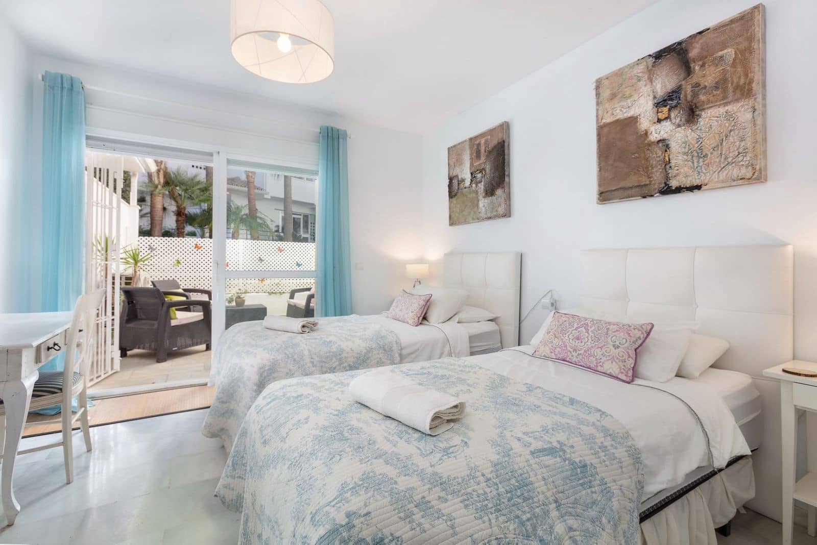 Apartamento de 2 habitaciones en San Pedro de Alcantara en venta - 550.000 € (Ref: 9822512)