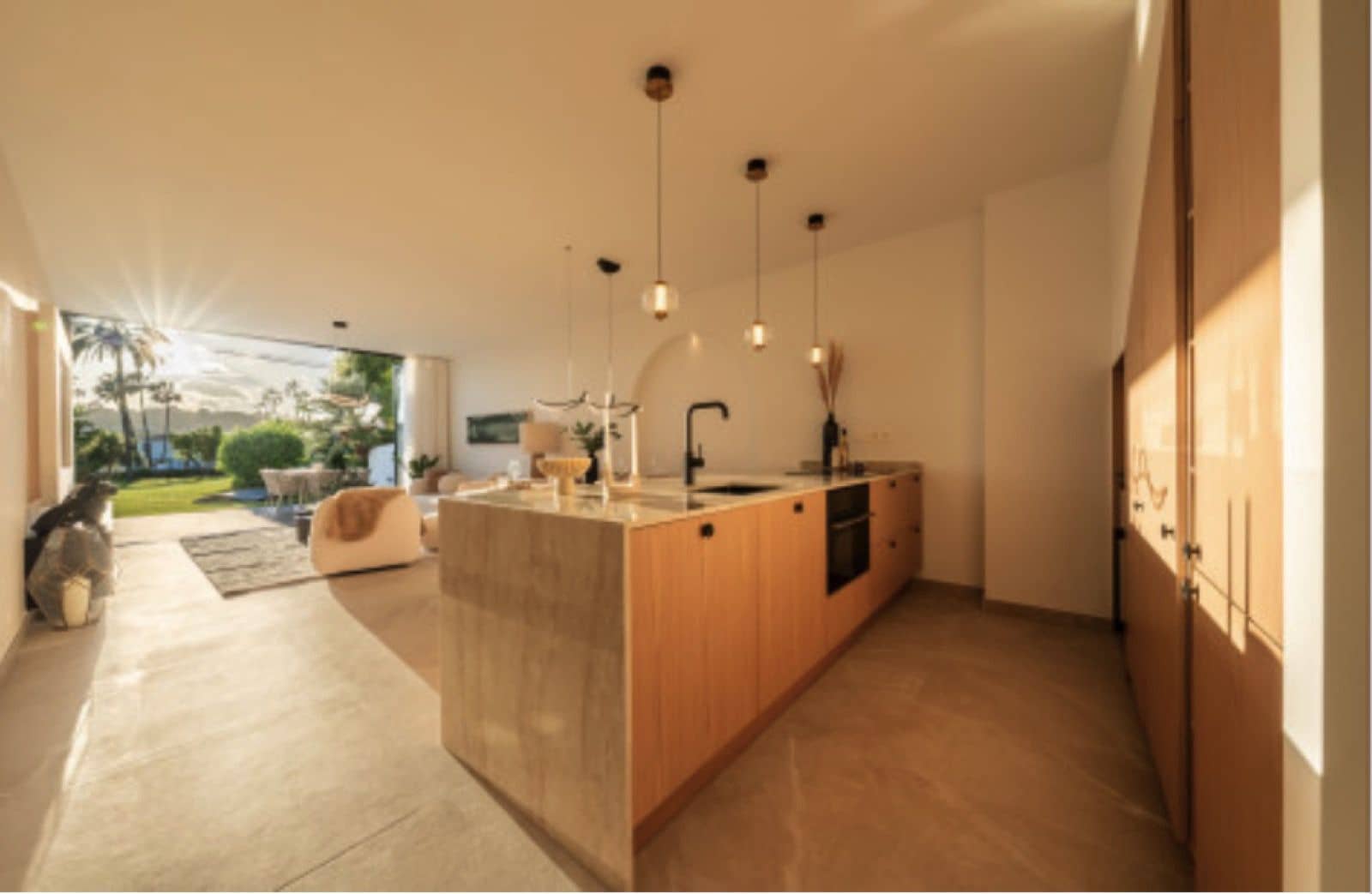 4 sypialnia Dom na sprzedaż w Nueva Andalucia - 1 590 000 € (Ref: 9822513)