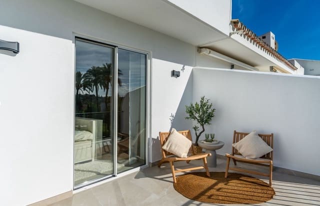 4 sypialnia Dom na sprzedaż w Nueva Andalucia, Marbella - 1 590 000 € (Ref: 9822513)