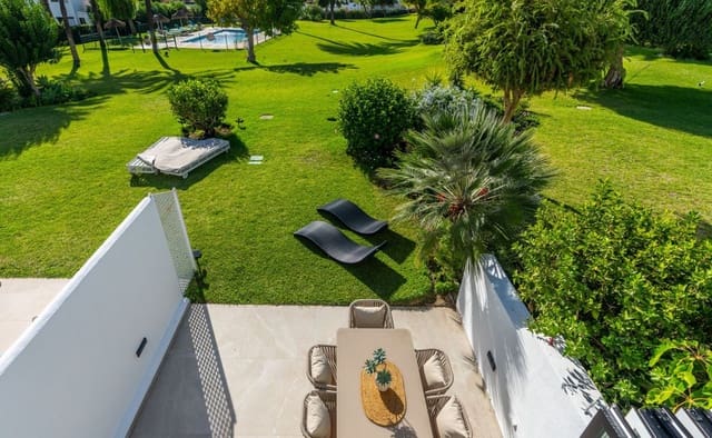 4 sypialnia Dom na sprzedaż w Nueva Andalucia, Marbella - 1 590 000 € (Ref: 9822513)