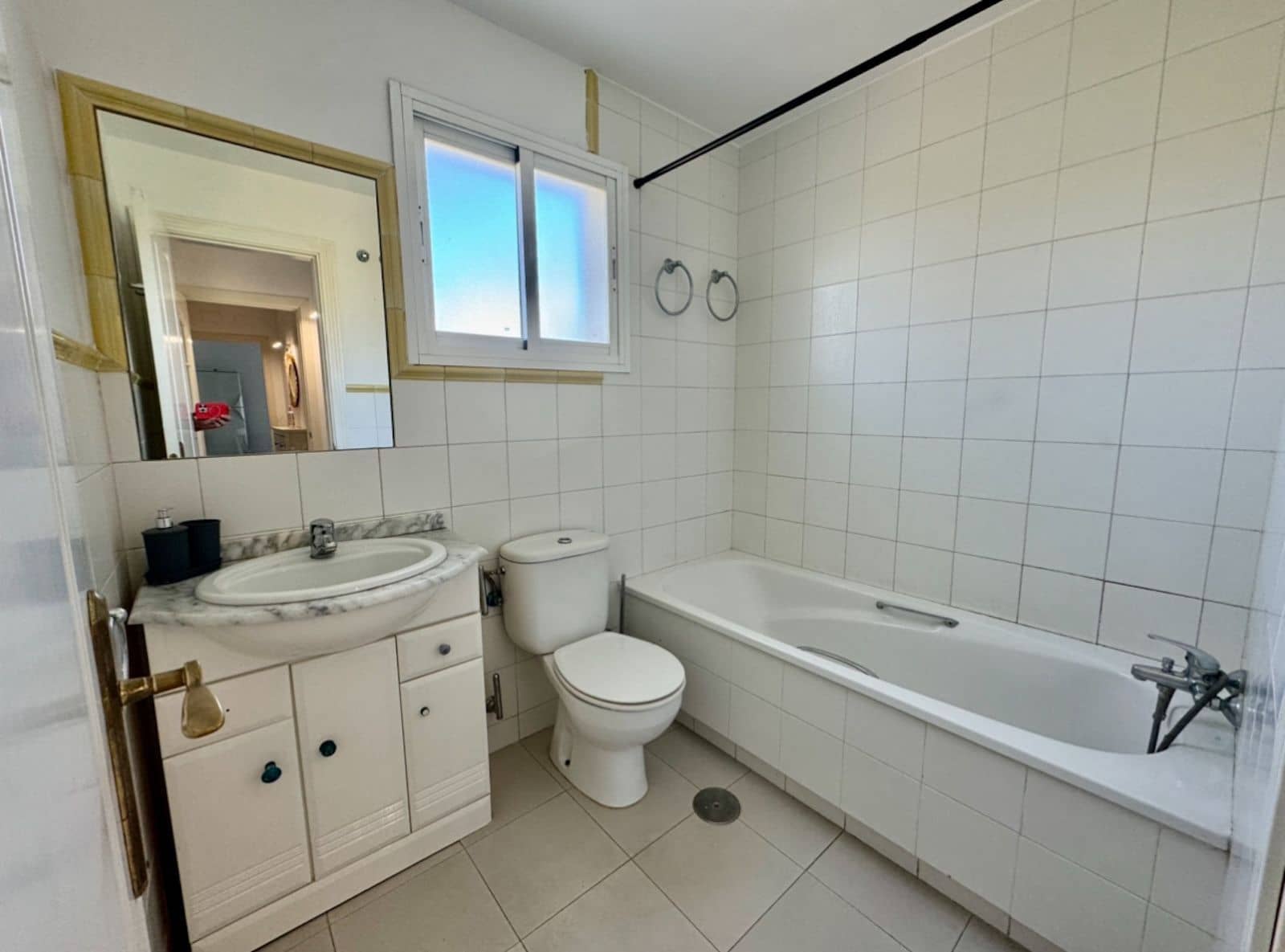 3 sypialnia Apartament na sprzedaż w Guadalmina - 334 000 € (Ref: 9822514)