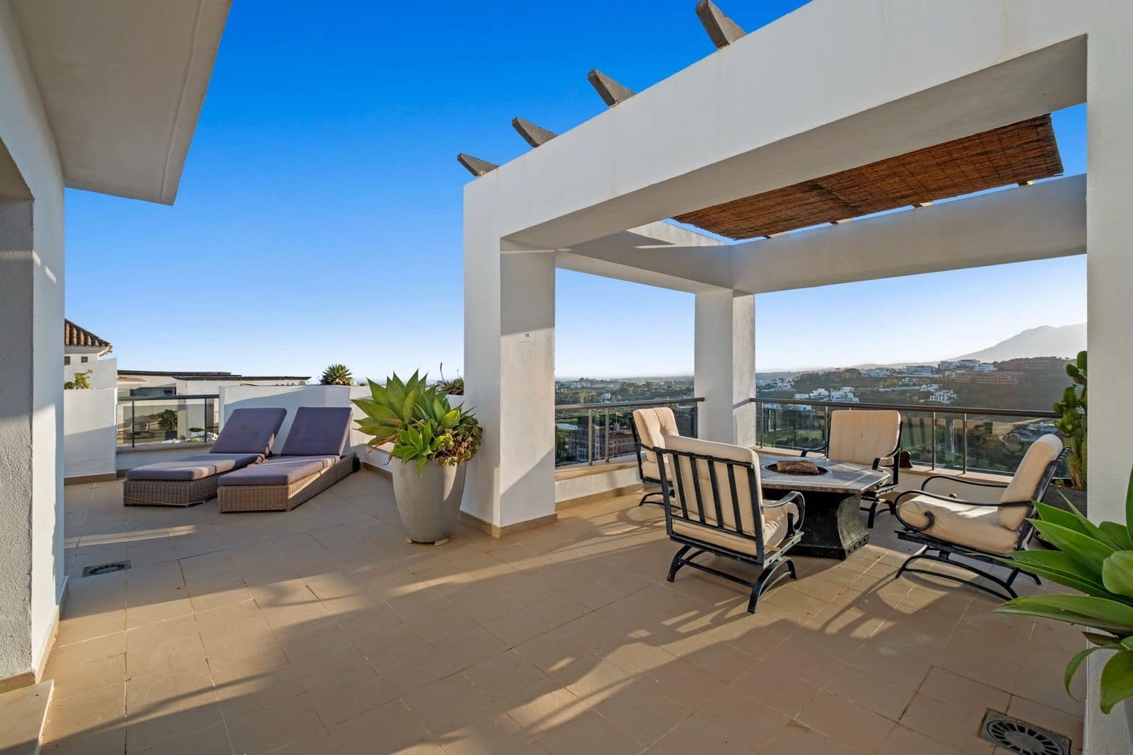 3 soveværelse Penthouse til salg i Los Flamingos - € 899.000 (Ref: 9822515)