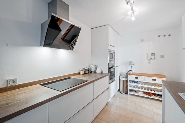 3 soveværelse Penthouse til salg i Los Flamingos, Benahavís - € 899.000 (Ref: 9822515)
