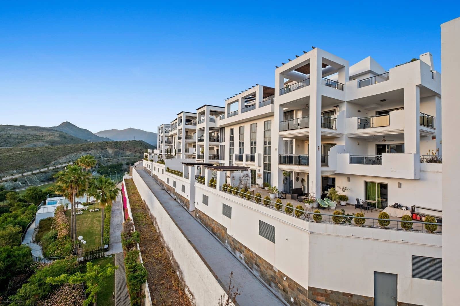 3 soveværelse Penthouse til salg i Los Flamingos - € 899.000 (Ref: 9822515)