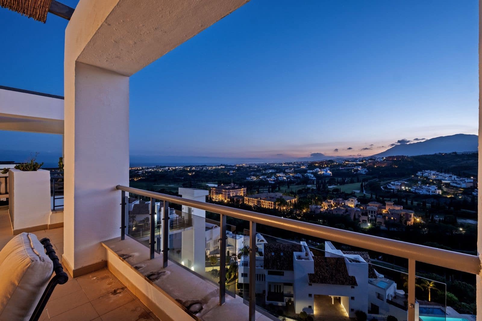 3 soveværelse Penthouse til salg i Los Flamingos - € 899.000 (Ref: 9822515)