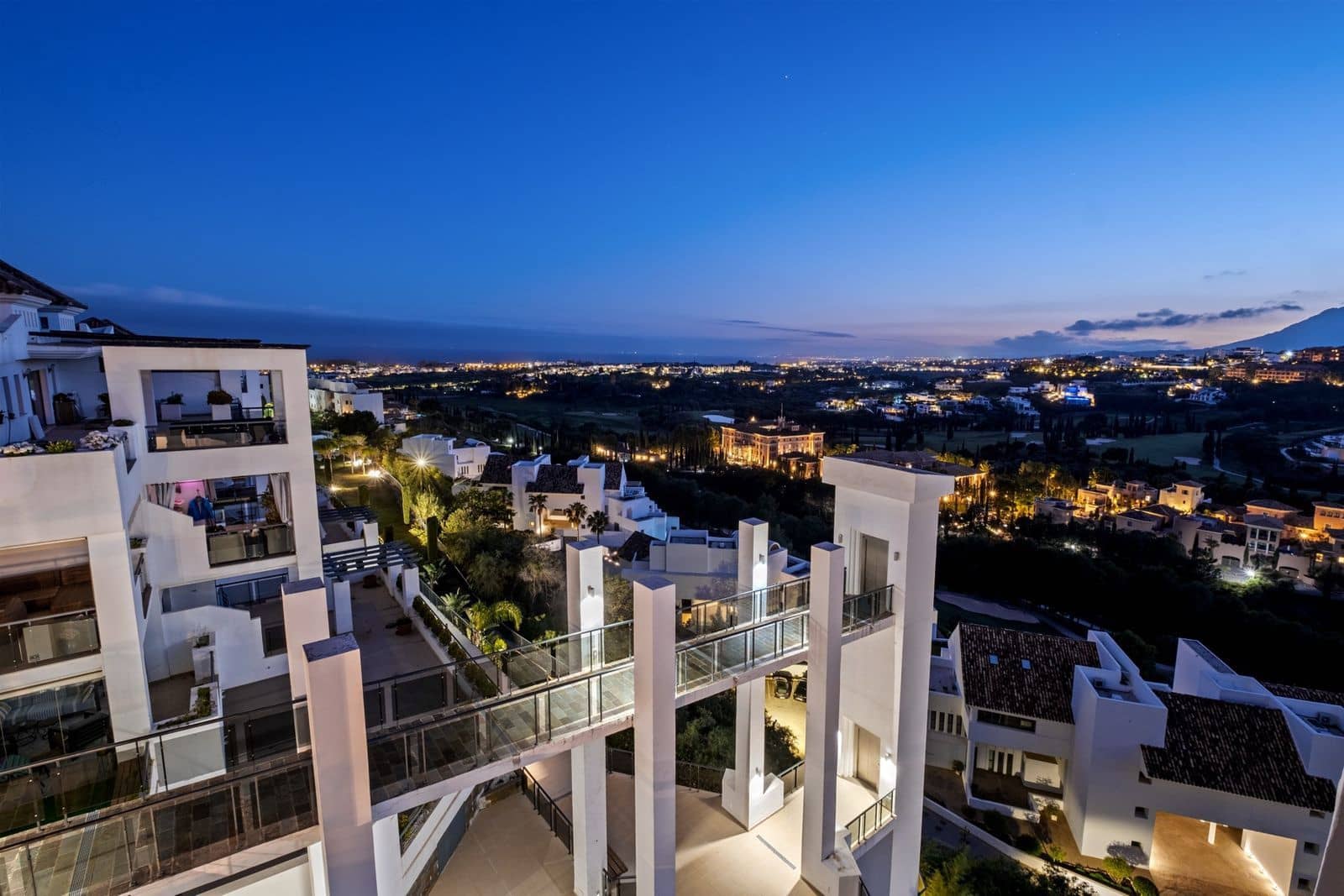 3 soveværelse Penthouse til salg i Los Flamingos - € 899.000 (Ref: 9822515)