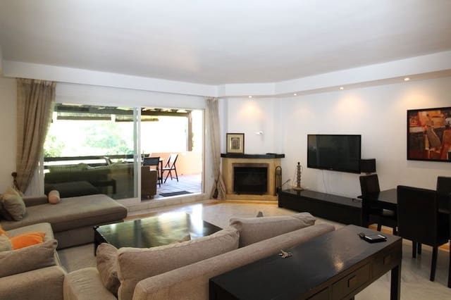 4 chambre Villa/Maison Semi-Mitoyenne à vendre à Golden Mile, Marbella - 1 600 000 € (Ref: 9822524)