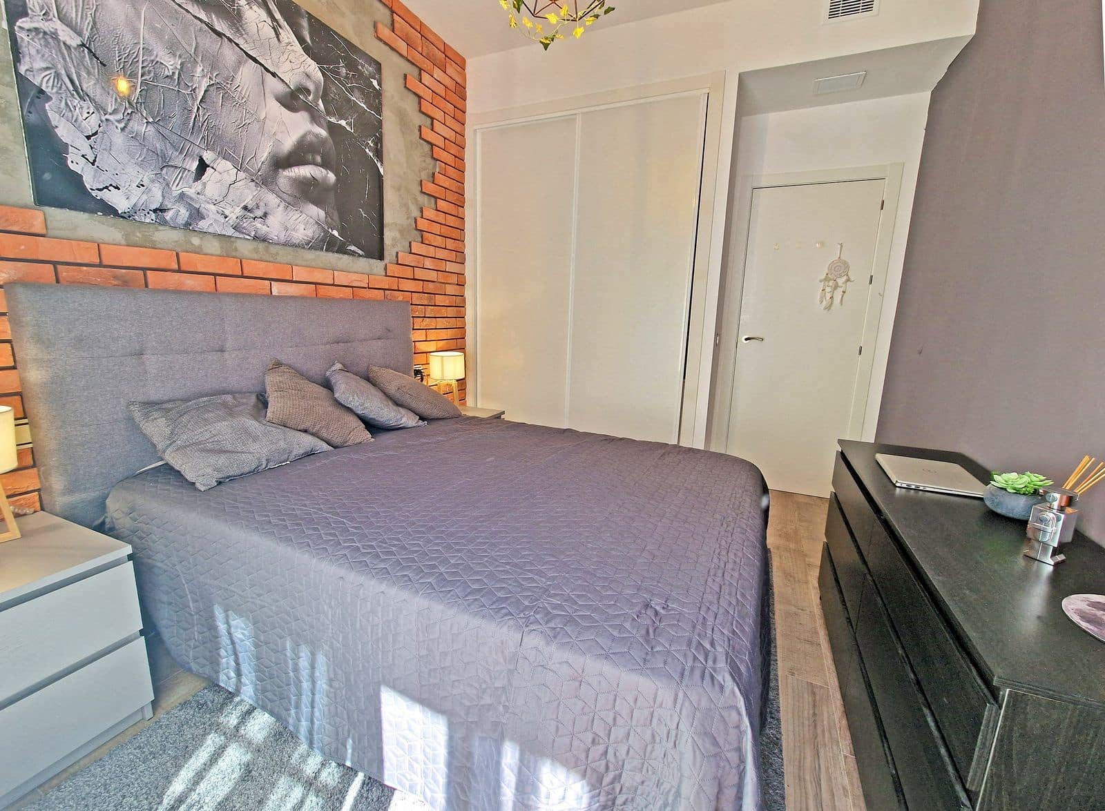 3 soveværelse Semi-Rækkehus til salg i Riviera del Sol - € 1.050.000 (Ref: 9822526)