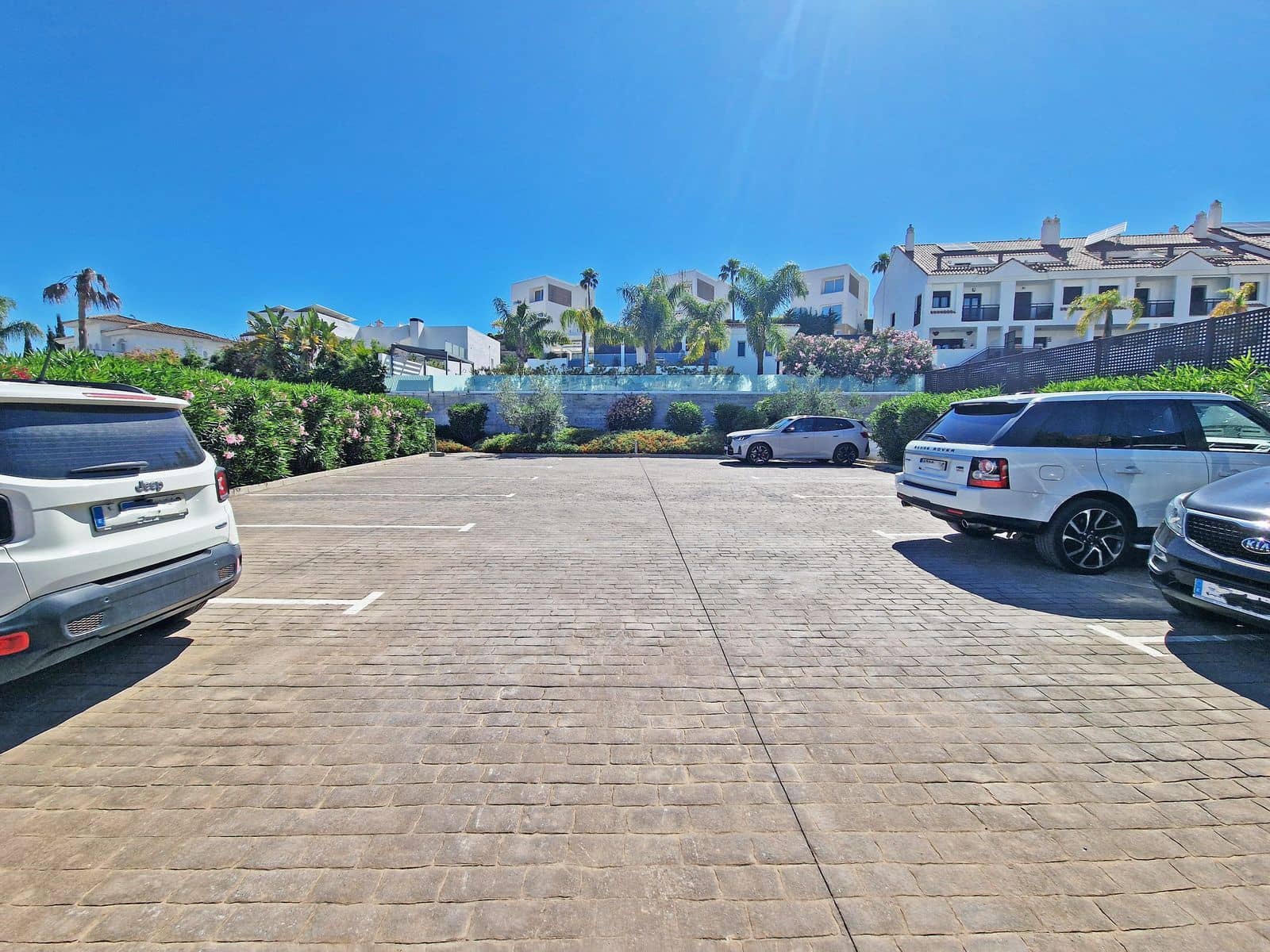3 soveværelse Semi-Rækkehus til salg i Riviera del Sol - € 1.050.000 (Ref: 9822526)