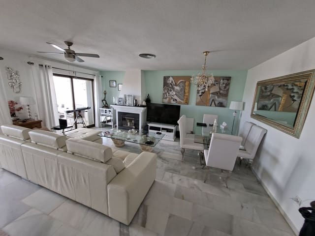 Casa de 3 habitaciones en La Duquesa / Puerto de la Duquesa, Manilva en venta - 440.000 € (Ref: 9822527)