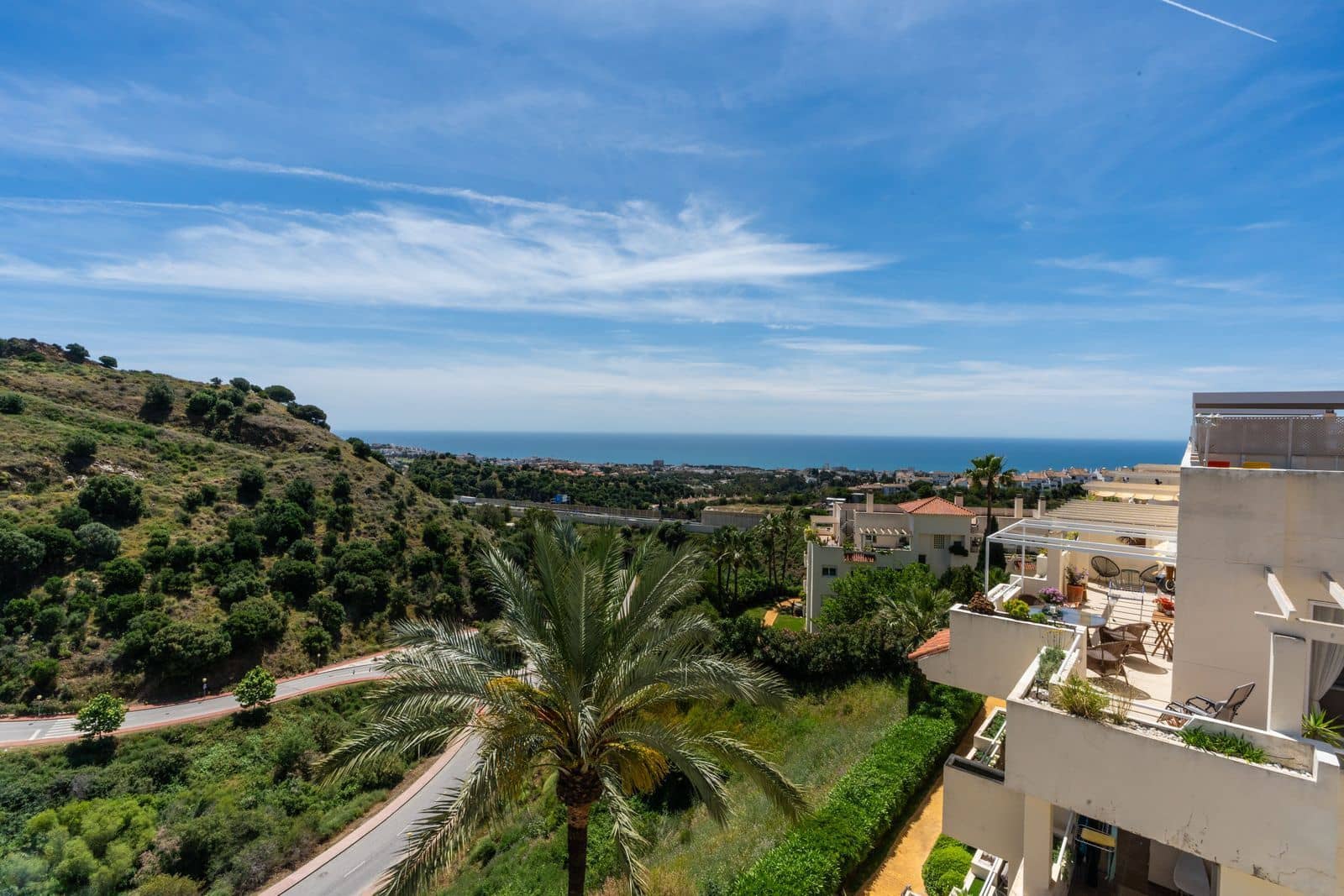 2 Zimmer Penthouse zu verkaufen in Calahonda - 395.000 € (Ref: 9822529)