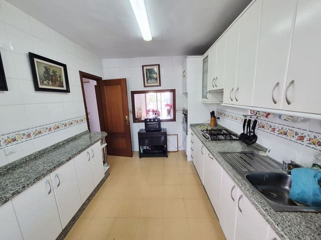5 makuuhuone Paritalo myytävänä paikassa La Cala de Mijas, Mijas - 600 000 € (Ref: 9822530)