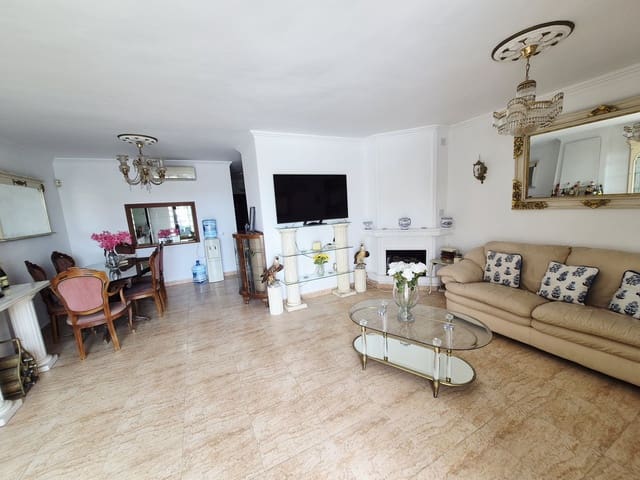 5 makuuhuone Paritalo myytävänä paikassa La Cala de Mijas, Mijas - 600 000 € (Ref: 9822530)