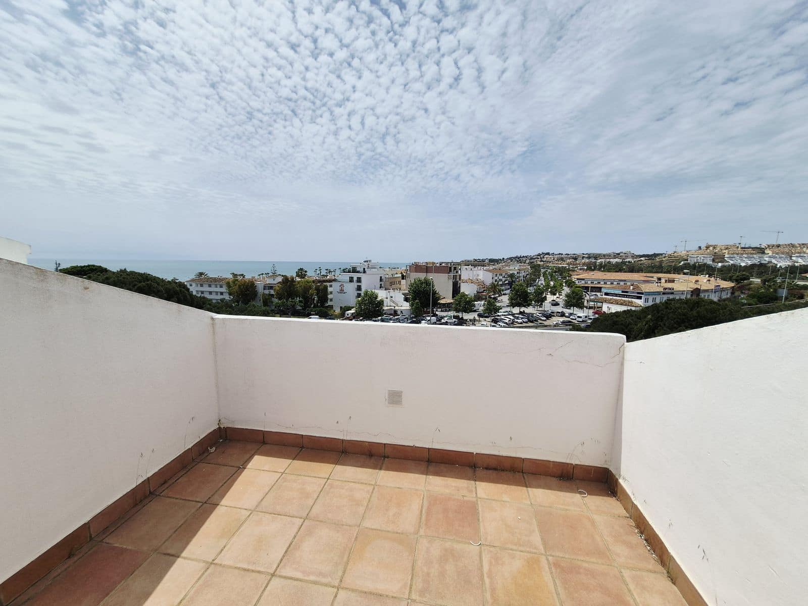 5 makuuhuone Paritalo myytävänä paikassa La Cala de Mijas - 600 000 € (Ref: 9822530)