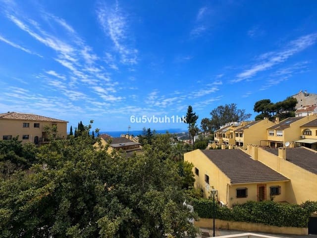4 chambre Maison de Ville à vendre à Cerrado de Calderon, Malaga ville - 780 000 € (Ref: 9830889)