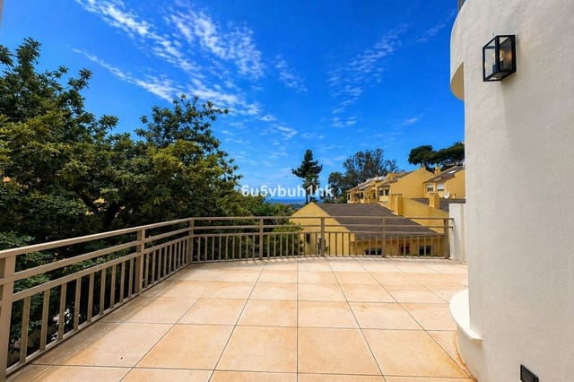 4 chambre Maison de Ville à vendre à Cerrado de Calderon, Malaga ville - 780 000 € (Ref: 9830889)